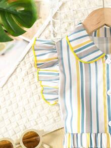 SHEIN Toddler Girls Striped Ruffle Trim Shirt & Shorts - Multicolor - View 3