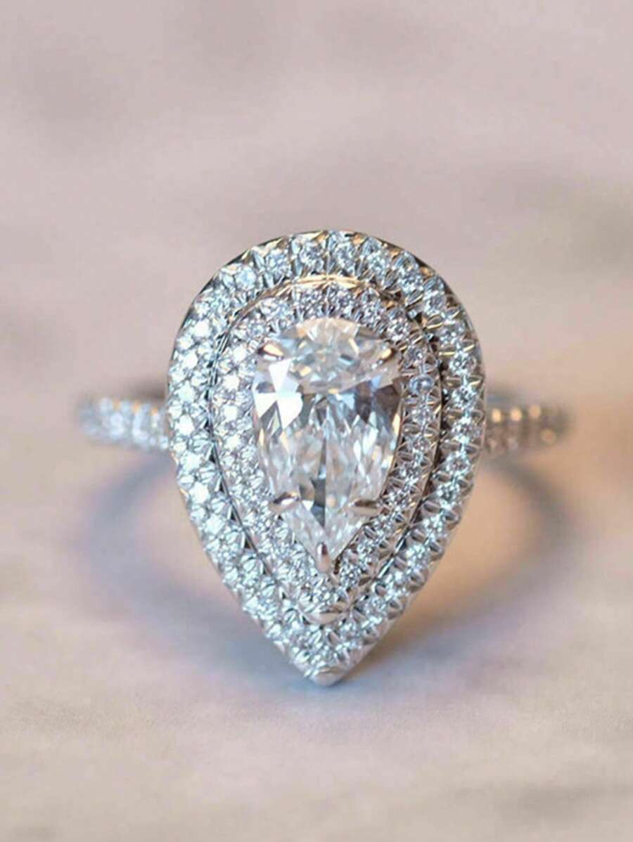 1入組魅力四射方晶鋯石裝飾戒指適合女士適合情人節禮品 - 銀色 - 查看 1