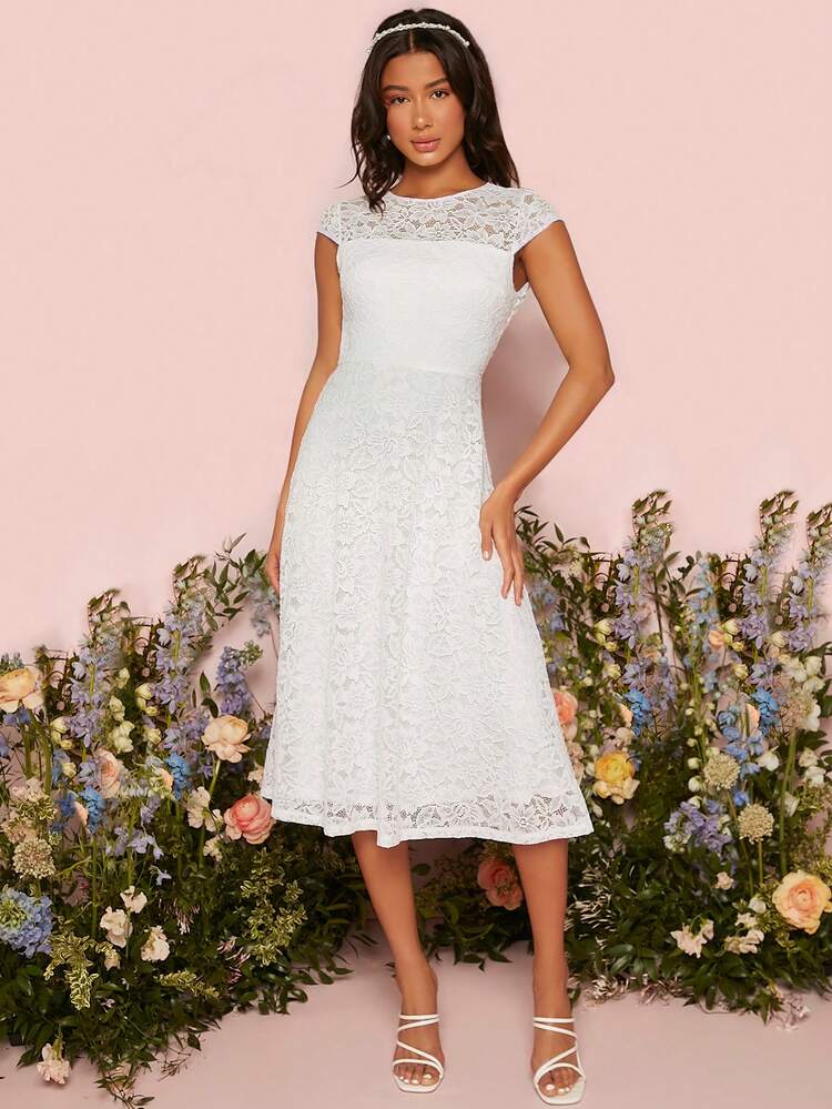 SHEIN Belle 素色蕾絲覆蓋露背婚紗連衣裙 - 白色 - 查看 3