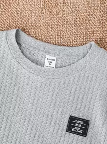 SHEIN Ragazzo Tween toppa con lettera Maglietta 2 in 1 & Shorts