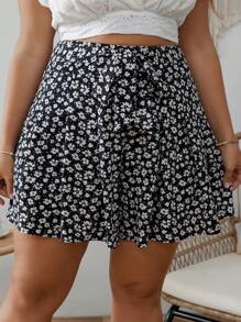 SHEIN Clasi Plus Ditsy Floral Print Belted Wide Leg Shorts - Black - View 3