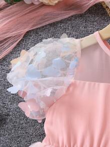 SHEIN 小女童蝴蝶貼花網紗拼接泡泡袖洋裝 - 淺粉色 - 查看 6
