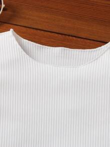 SHEIN 女童純色T恤與花卉印花吊帶連身褲套裝 - 藍白色 - 查看 3