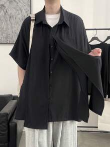 Manfinity Hypemode Men Solid Split Side Button Front Shirt - Black - View 3