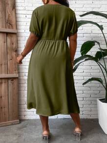 SHEIN LUNE 大碼前紐扣泡泡袖連衣裙 - 軍綠色 - 查看 2