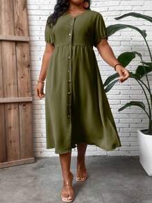 SHEIN LUNE 大碼前紐扣泡泡袖連衣裙 - 軍綠色 - 查看 6