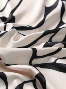 Manfinity RSRT 男士滿版印花POLO衫 - 卡其色 - 查看 4