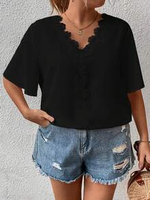 SHEIN LUNE 大碼鏤空蕾絲花邊襯衫 - 黑色 - 查看 5