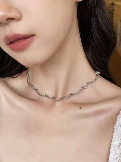 DAZY 1pc Fashion Simple Zinc Alloy Rhinestone Decor Choker For Women For Daily Decoration