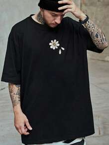 Manfinity LEGND Men Plus Floral Print Tee - Black - View 1