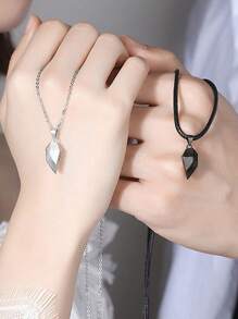 1 对多功能心形磁性情侣项链（无盒） - 彩色 - 查看 2