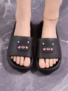 Sandalias con decoración de oso para mujer, sandalias de plástico negro con una sola tira, atuendos de playa, pantuflas para mujer - Negro - Ver 4