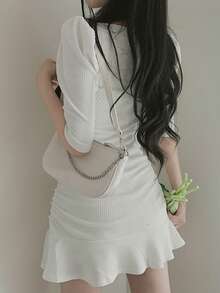 素色方領褶邊荷葉邊連衣裙