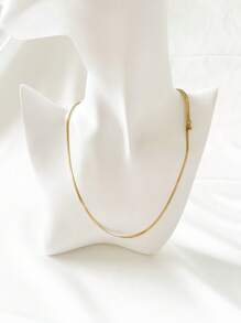 Elegant Solid Color Minimalist Chain Necklace - Yellow Gold - View 4