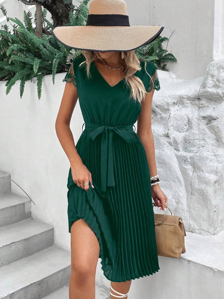 Breezaya Contrast Lace Pleated Hem Belted Dress - Dark Green - View 4