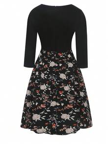 Floral Print A-line Dress - Black - View 6