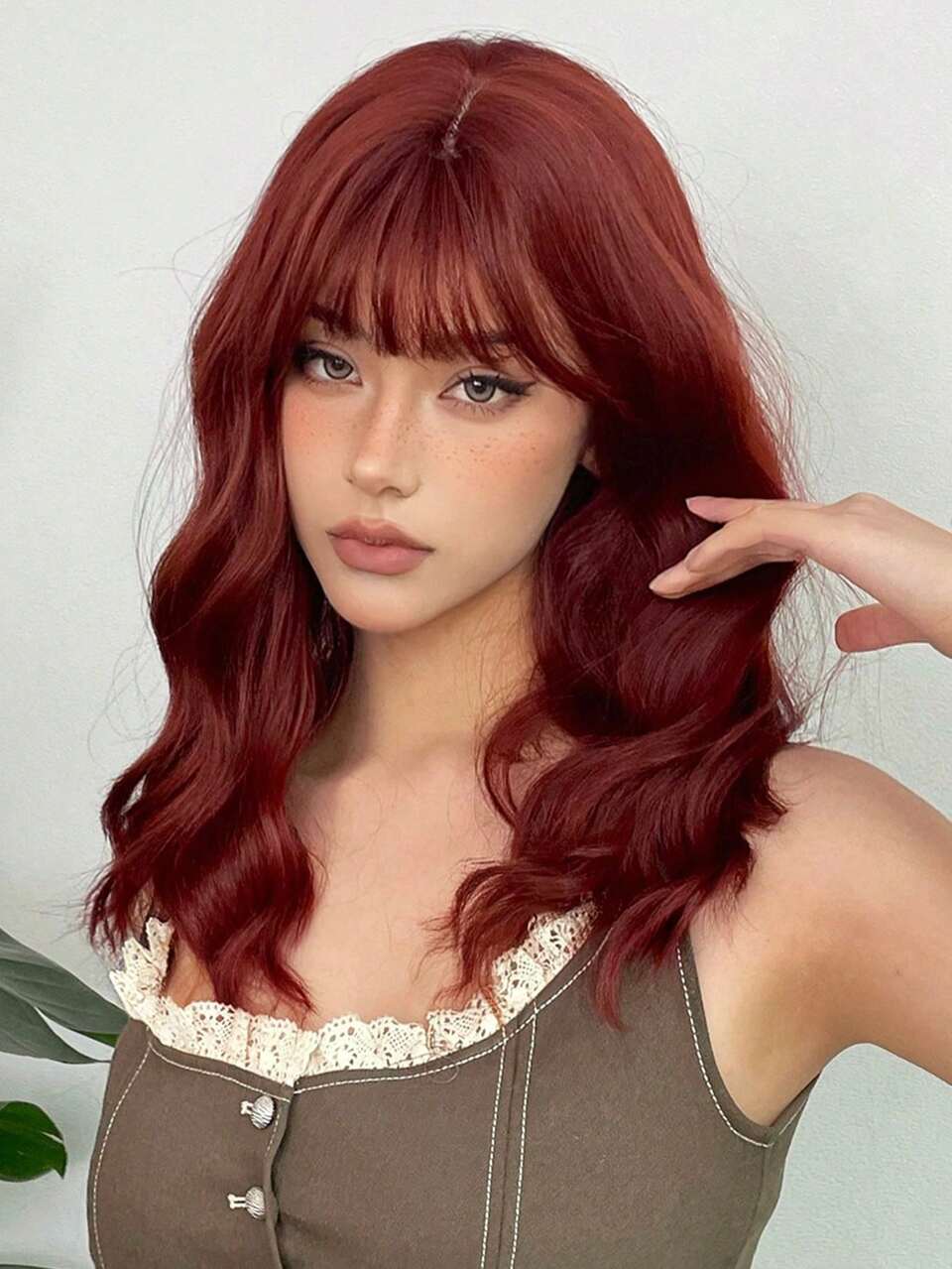 Medium Length Wavy Synthetic Wig With Bangs, Red-Brown Color, Heatproof, Suitable For Women's Daily Wear