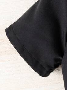 男嬰字母圖案翻蓋細節襯衫和短褲附T恤 - 黑色 - 查看 5