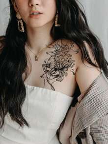 1 hoja Pegatina tatuaje con patrón de alce