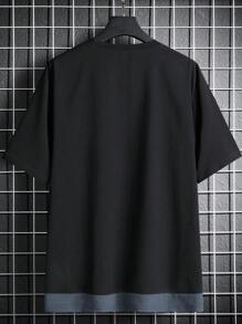 Manfinity Hypemode Men Contrast Panel Patched Pocket Tee - Black - View 2