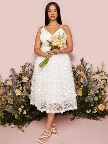 SHEIN Belle 大碼貼花網紗邊婚紗連衣裙 - 白色 - 查看 2