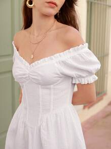 SHEIN Frenchy Đầm viền lá sen Xù Dây kéo Chi tiết cốc màu trơn Giải trí - trắng - Xem 3
