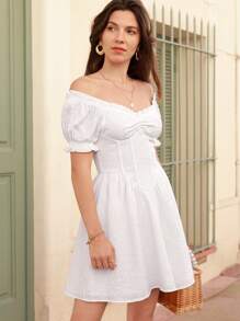SHEIN Frenchy Đầm viền lá sen Xù Dây kéo Chi tiết cốc màu trơn Giải trí - trắng - Xem 1