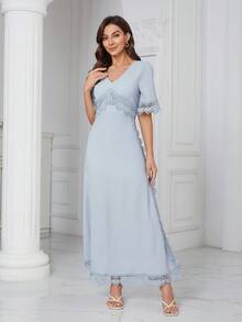 Vestido ribete con encaje de muslo con abertura - Celeste - Ver 3