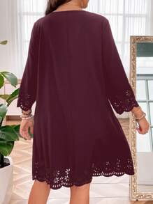 SHEIN LUNE 大碼休閒挖空 扇型純色連衣裙 - 酒紅色 - 查看 2