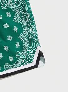 ROMWE MEN Street Life Men Paisley Print Drawstring Waist Shorts, School - Green - View 4