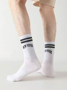 2雙男士字母圖案中筒襪