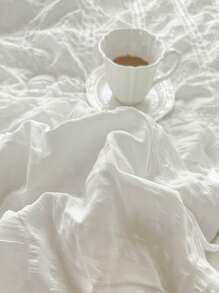 1pc White Bedspread, Simple Geometric Embossed Design Summer Quilt For Bedroom - White - View 4