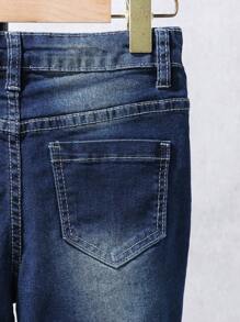 Pantalones cortos casuales juveniles de estilo bohemio y vintage con ruedo doblado destruido y cintura elástica ajustable de mezclilla elástica para uso diario en la calle - Azul lavado oscuro - Ver 6