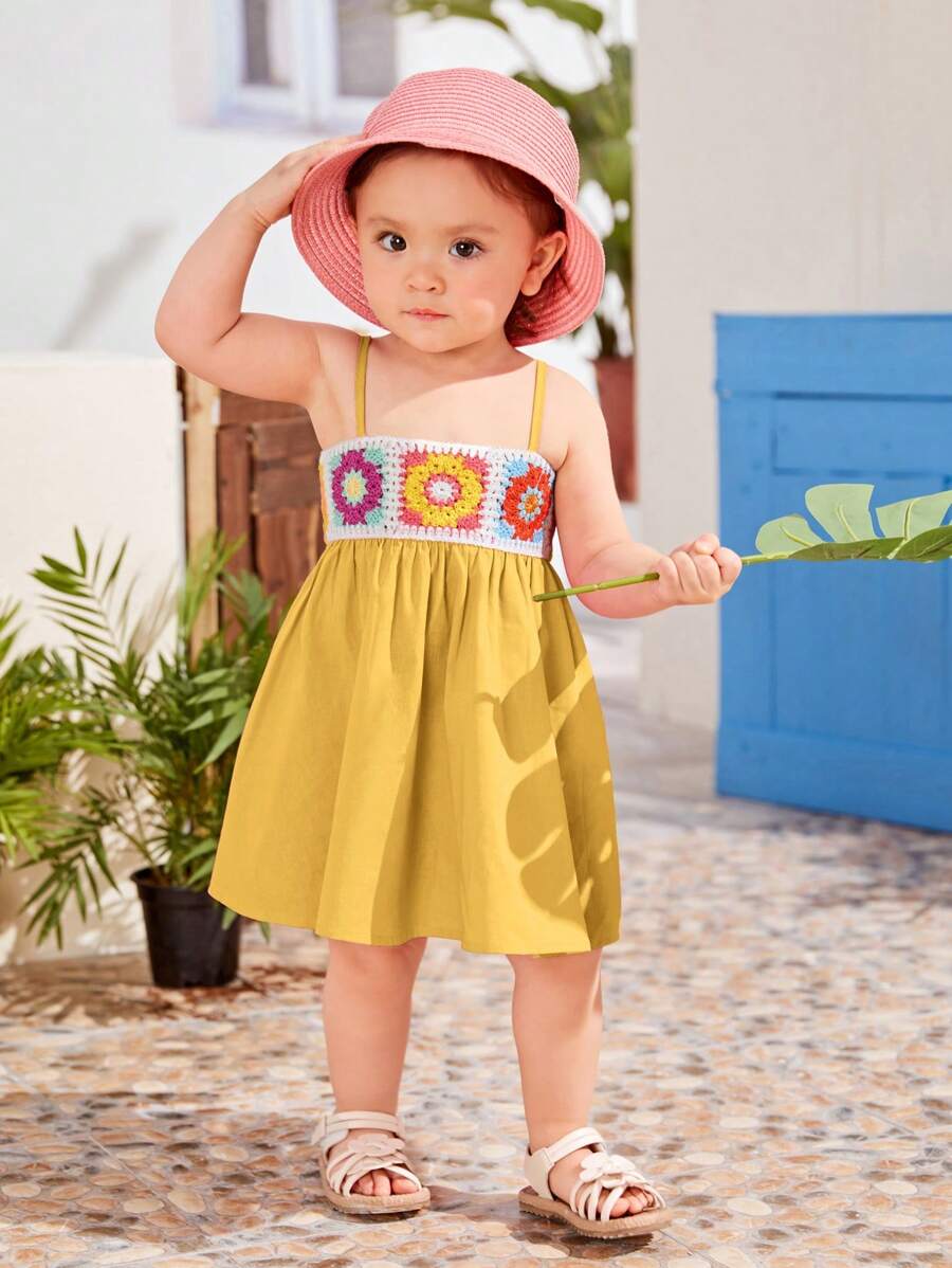 SHEIN 嬰兒女孩花卉鉤針修邊背心裙