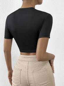 SHEIN Unity Camiseta crop con estampado floral con letra con cordón delantero - Negro - Ver 2