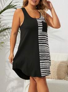 Plus Striped Print Pocket Patched Nightdress - Black and White - View 4
