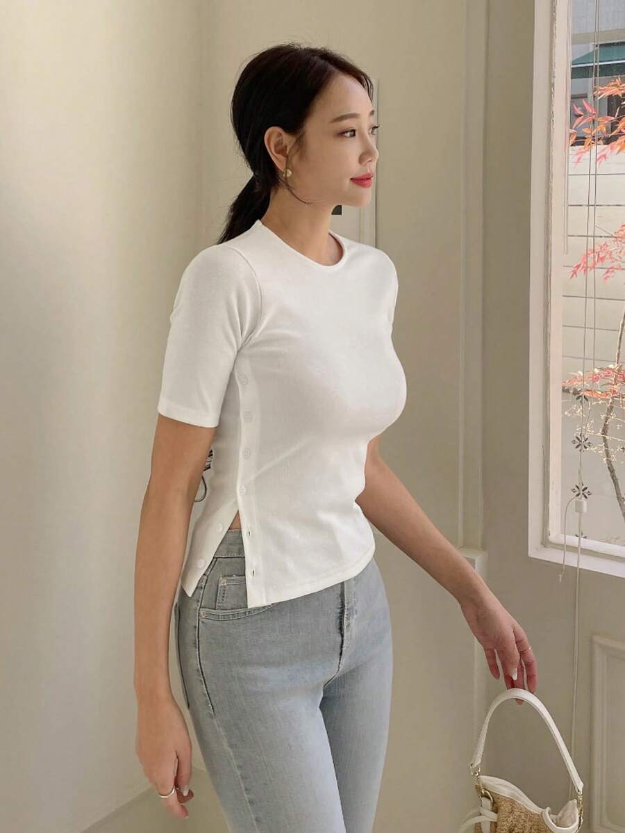 DAZY Solid Split Hem Tee - White - View 1