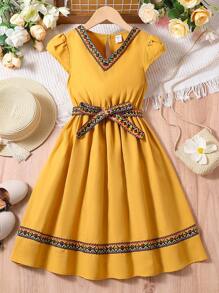 SHEIN 女孩拼接幾何織帶花瓣袖繫腰帶連衣裙 - 芥末黃 - 查看 1
