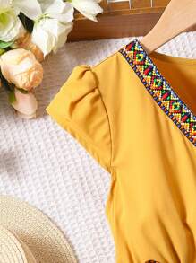 SHEIN 女孩拼接幾何織帶花瓣袖繫腰帶連衣裙 - 芥末黃 - 查看 6