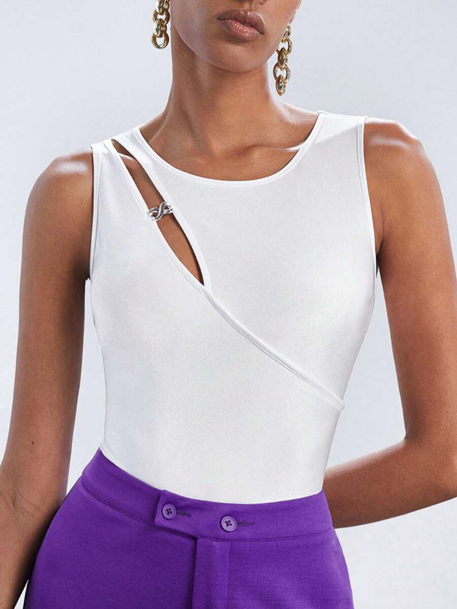 Maija 前鏤空金屬裝飾連身背心 - 白色 - 查看 1