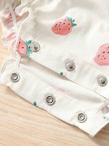SHEIN Newborn Baby Strawberry Print Ruffle Trim Cami Bodysuit & Hat - Multicolor - View 3