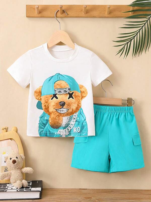 SHEIN Kids QTFun Toddler Boys Bear Print Tee & Flap Detail Shorts
