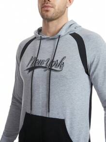 Men Letter Graphic Kangaroo Pocket Raglan Sleeve Drawstring Sports Sweatshirt - Light Grey - View 3