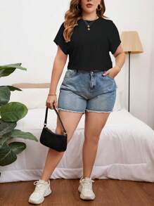 SHEIN Essnce Plus Solid Batwing Sleeve Tee