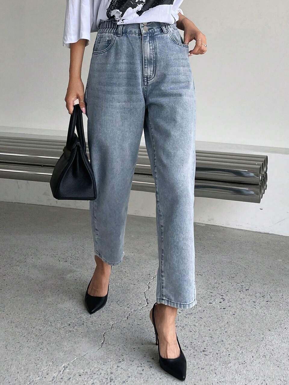 High Waist Mom Fit Jeans