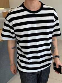 DAZY Men Striped Print Drop Shoulder Tee - Black and White - View 6