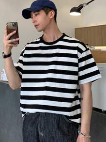 DAZY Men Striped Print Drop Shoulder Tee - Black and White - View 4