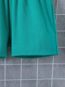 SHEIN 小男孩恐龍印花圓領t恤和打結前短褲 - 彩色 - 查看 7