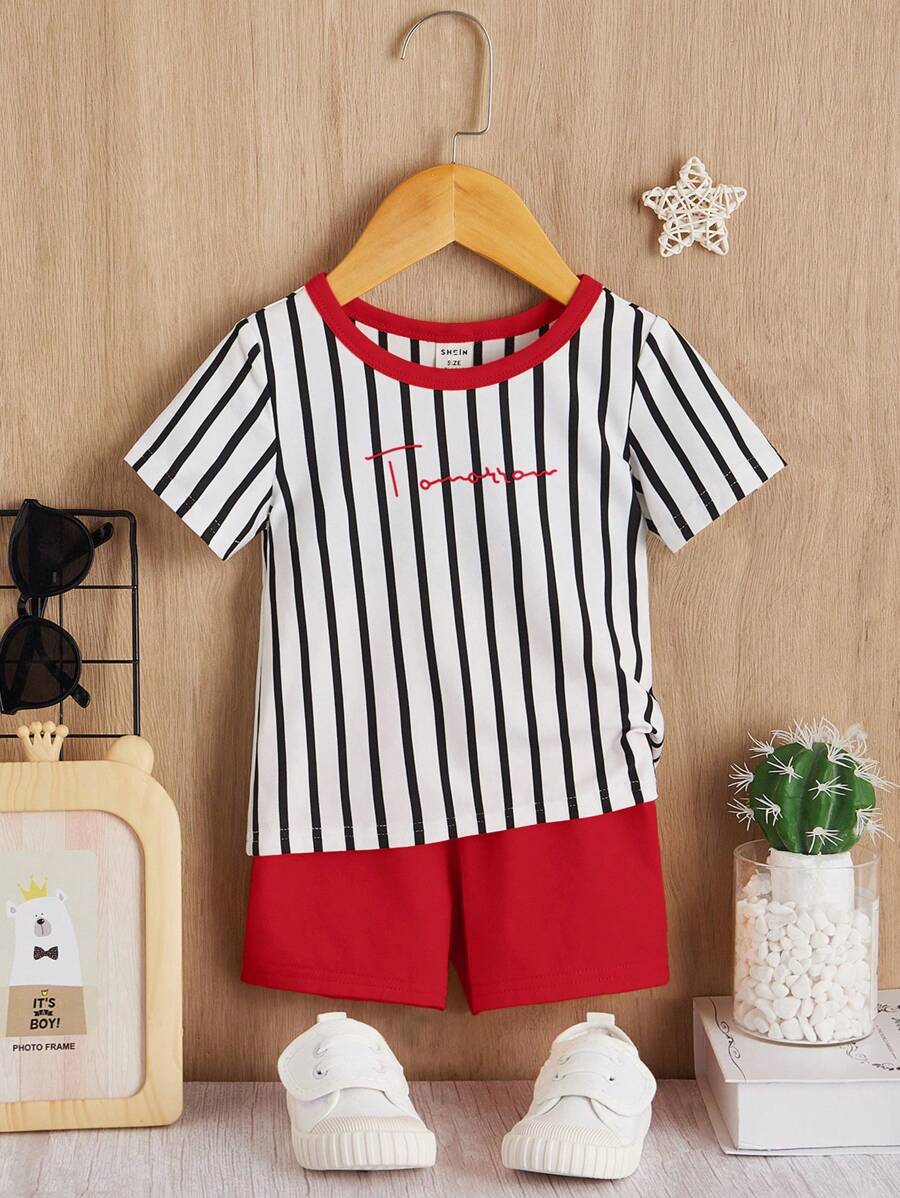 SHEIN 男嬰條紋和字母圖案T恤和短褲 - 紅色 - 查看 1