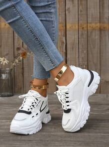 DareSee 女士字母图案系带坡跟运动鞋，运动休闲鞋，适合音乐节、Y2K 节日、返校季、秋季、圣诞节、冬季等场合，也是圣诞礼物的理想之选。